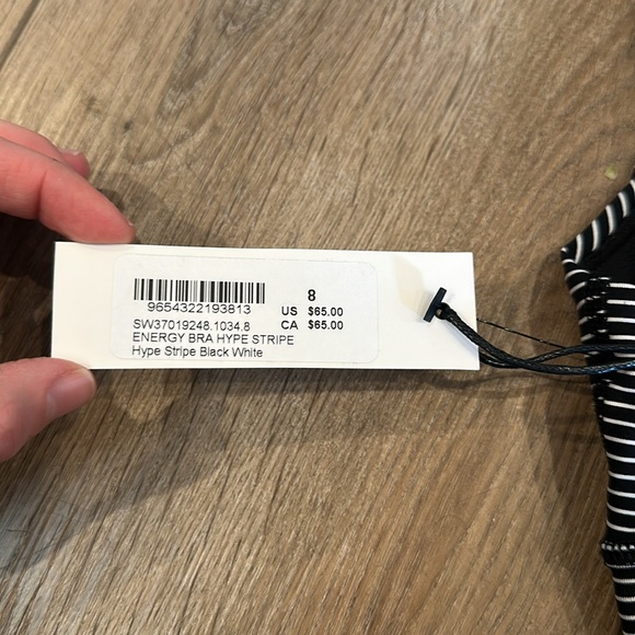 Brand new with tags Lululemon x Soulcycle Energy Bra black/white stripe - Picture 4 of 6